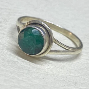 WOW Natural green emerald 925 Sterling Silver ring Handmade Jewelry 2 gram زمرد - Picture 1 of 10