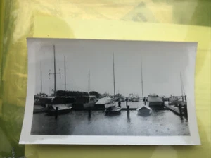 Ref_81 Photo Boat Yacht Sandusky ? Ohio ? Marina Vintage Sailboat Powerboat BPM - Picture 1 of 7