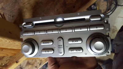 Mitsubishi Galant MPI 2009-2012 4D sedán reproductor de CD radio audio placa frontal Foto 1 de 3