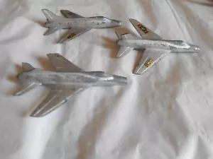 Solido super sabre jet fighter vintage model Aircraft series 1960s to restore x3 - Picture 1 of 4