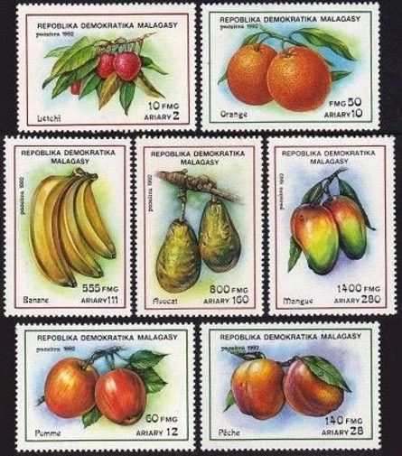 Malagasy 1064-1071,MNH.Michel 1316-1321,1322 Bl.165.Fruits 1992:Litchis,Oranges, - Image 1 of 2