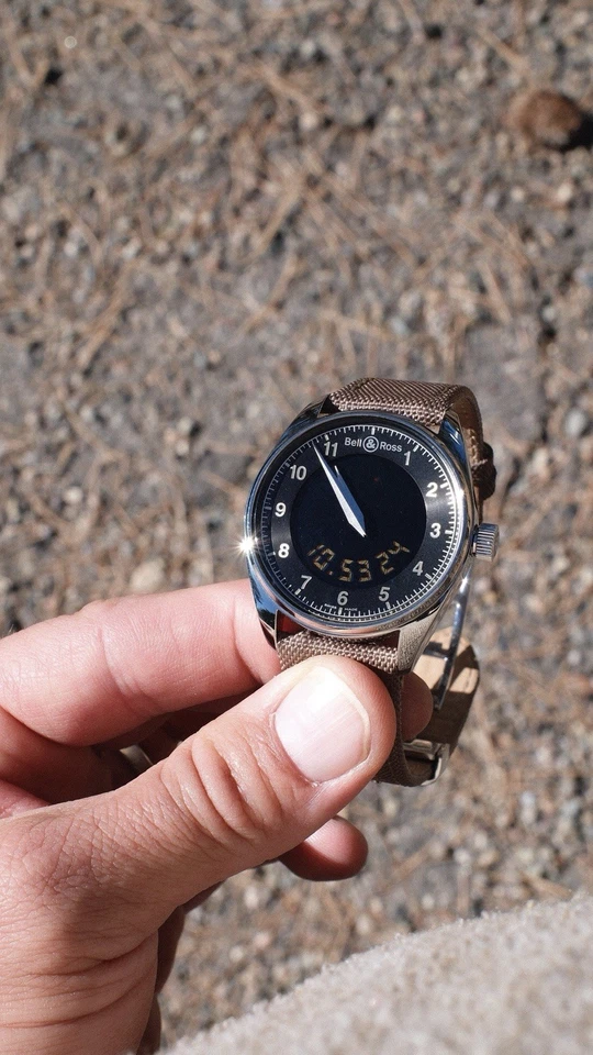 Bell & Ross Función BR100s Cuarzo Digital y Analógico Foto 1 de 4