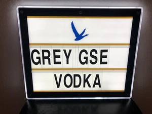 GREY GOOSE WODKA LED FESTZELT MANN HÖHLE SCHILD BELEUCHTET DEKOR GARAGE SCHILD - Bild 1 von 3