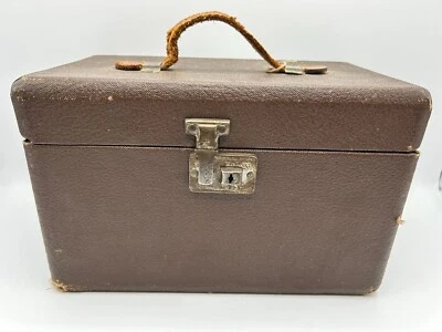 Estuche de tren de viaje marrón duro cubierto de lona mango de cuero sin llave usado decoración de colección Foto 1 de 4