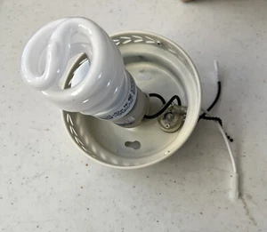 CRAFTMADE White Fan Light Kit #CR-F104CFL-AW - Picture 1 of 3