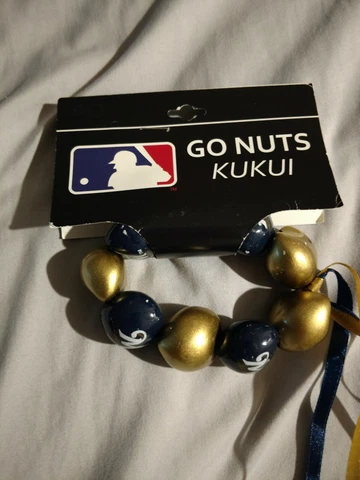 Milwaukee Brewers Go Nuts Kukui Nut Bracelet (MLB Officially Licensed) Cover