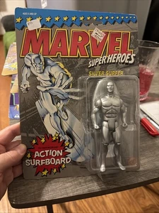 1990 Toy Biz Marvel Super Heroes Silver Surfer Action Figure & Action Surfboard - Picture 1 of 2