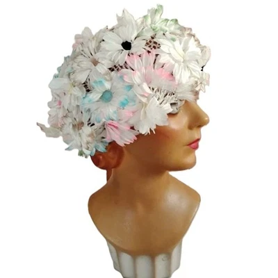 1960s Vintage Pastel Daisy Floral Cap Hat  - Image 1 of 4