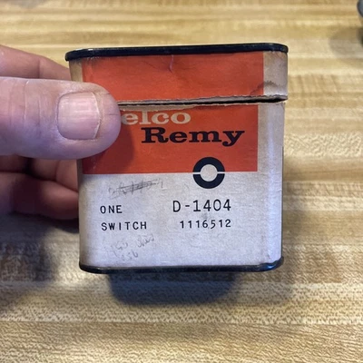 NOS 1955/56/67 Belaire/Corvette Delco Remy ignition key switch D-1404 1116512 - Image 1 of 4