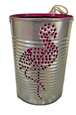 Candelabro Arte Popular Reciclado Perforado Lata Lata Linterna Hecho a Mano ROSA FLAMENCO Foto 1 de 4