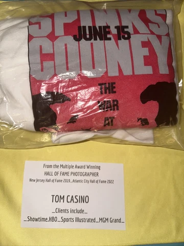 Spinks vs Cooney “The War at the Shore” Vintage Sweatshirt (Large) Cover