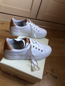gant white trainers