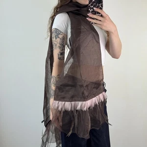 Sciarpa in seta Y2K vintage Franco Ferrari con rifiniture in piuma - Foto 1 di 9