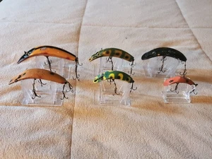 Vintage Helin Flatfish Fishing Lures x 6 Different Sizes and Patterns - Picture 1 of 5