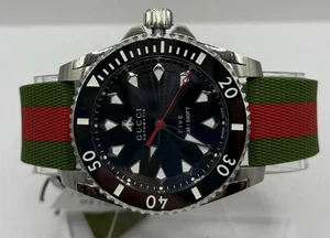 Nuevo Reloj Gucci Dive Automático 40MM Esfera Negra Rojo/Verde Lona Para Hombre YA136349 - Imagen 1 de 8