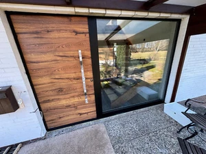 Aluminium Haustür mit Seitenteil - Bild 1 von 15
