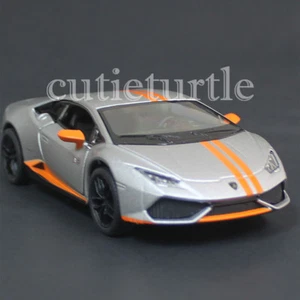 Kinsmart Lamborghini Huracan LP 610-4 Avio 1:36 KT5401D with Stripe Matte Silver - Bild 1 von 3