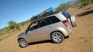 Black Roof Rack Cross Bars For Suzuki Grand Vitara 2006-2017 - Picture 1 of 6