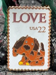 USPS LOVE (Hund) 22 Cent Replik Briefmarke PIN Jayne Co. Sammlerstück - Bild 1 von 2