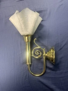 Partylite Venetian Brass Wall Sconce - Picture 1 of 11