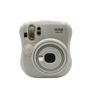 Fujifilm Instax Mini 26 weiß analoge Sofortbildkamera getestet funktioniert selten - Bild 1 von 9