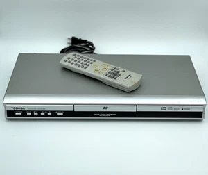 Toshiba DVD Player SD-3860 (with remote control) - Picture 1 of 14