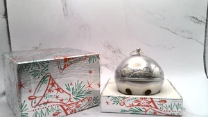Wallace Silversmiths 1979 Bell Ornament Christmas Holiday Silver Tone - Picture 1 of 4