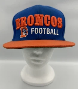 Cappello Berretto Calcio Denver Broncos Mitchell & Ness Unisex Adulto Logo Blu Taglia Unica - Foto 1 di 6