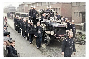 ptc0399 - Funeral de bomberos de Edlington, camión de bomberos, Yorkshire - impresión 6x4 - Imagen 1 de 1