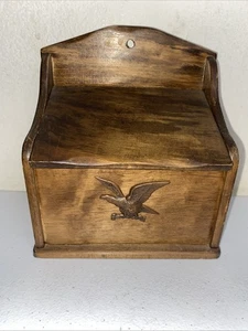Caja de recetas de madera vintage Colonial Eagle 6”X 6,5”X 3,5” tapa con bisagras colgador de pared - Imagen 1 de 7