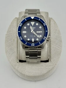 Reloj deportivo Seiko 5 esfera azul automático acero inoxidable SRPD51 nuevo en caja - Imagen 1 de 8