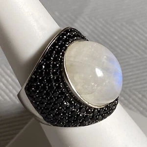 Robert Manse Beautiful Sterling  Moonstone W/ Black CZ’s Pauve Ring Size 7.125 - Picture 1 of 9