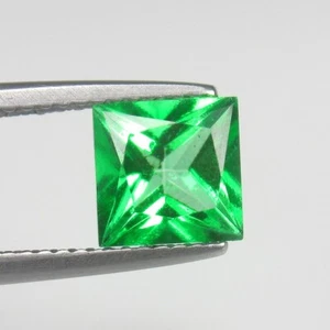 2.10 Ct Natural Mind Blowing Luster Green Topaz Square Cut ,Brazil - E66 - Picture 1 of 2