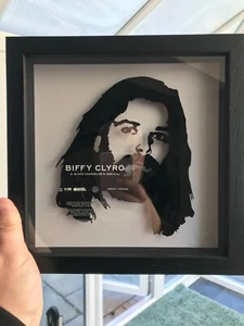 Simon Neil From Biffy Clyro - Black Chandelier Framed Vinyl Record Art 2023 - Picture 1 of 3