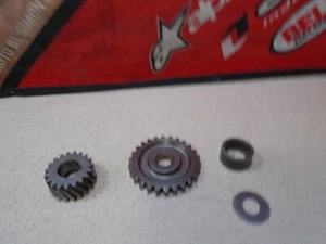 1986 SUZUKI DS 80 IDLE & PRIMARY GEAR SET 86 DS80 - Picture 1 of 4