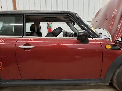 Mini Cooper 2009 pasajero puerta delantera derecha conjunto Nightfire pintura roja 857 Foto 1 de 4