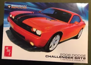 AMT 2008 DODGE CHALLENGER SRT8 1:25 SKILL 2 CCAMI - Picture 1 of 5
