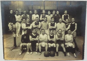 c1920s BULGE college TSC BASKETBALL TEAM PHOTO perhaps TEXAS SOUTHMOST COLLEGE - Picture 1 of 7