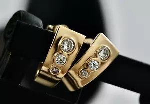 Vintage 14Kt Yellow Gold 0.12 tcw Triple Diamond Bent Spearhead Stud Earrings - Picture 1 of 7