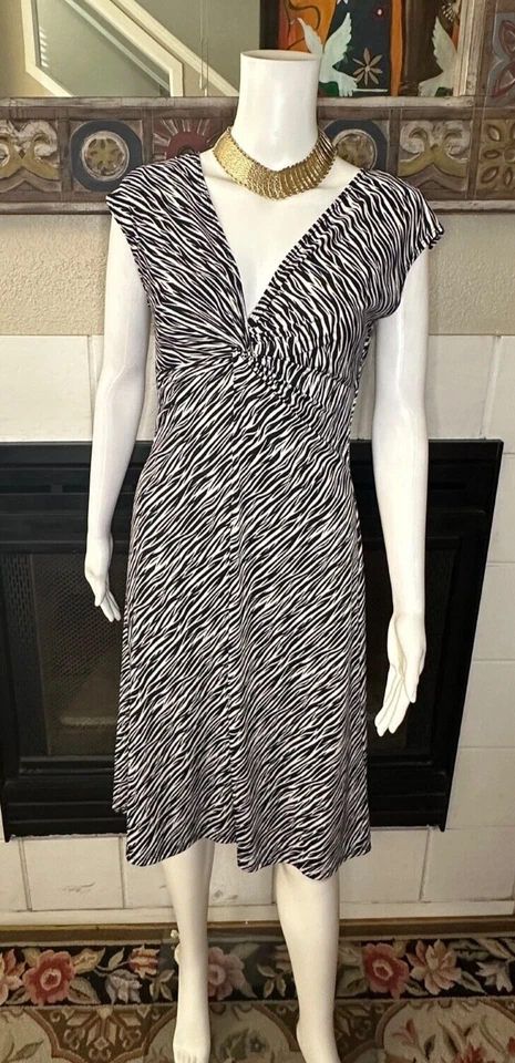 XS Tiana B. short sleeve zebra print dress armpit to arm pit 16.5" length 39" - Image 1 of 4