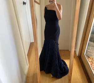 stunning navy Carla Zampatti sleeveless formal gown sz 14 worn once - Picture 1 of 15
