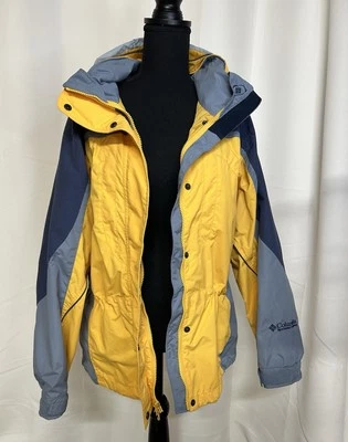 Abrigo impermeable Columbia Sportswear para mujer talla pequeña amarillo intercambiable con cremallera Foto 1 de 4