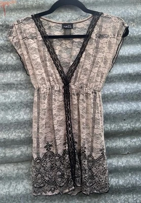 Y2K Rue 21 Lace Babydoll Top Longline Going Out Grunge Emo Alt SM - Image 1 of 4