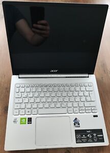 Acer Swift 3 Intel® Core™ i7-1065G7 1TB SSD, 16GB RAM, NVIDIA GeForce MX350