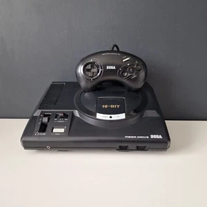 Sega Mega Drive Genesis/Mega Drive 2 Konsolen Display Ständer abgewinkelte Steigungen - Bild 1 von 7