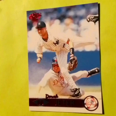 DEREK JETER - NEW YORK YANKEES - 1999 PACIFIC "RED FOIL" TARJETA #294 Foto 1 de 4