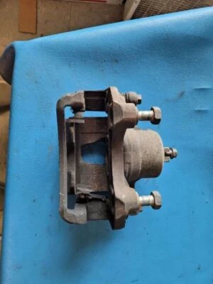 89 90 91 92 93 94 95 96 97 98 99 NISSAN MAXIMA L. CALIPER FRONT 150650 - Image 1 of 4