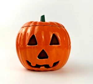 Halloween Pumpkin Jack O'Lantern Ceramic Candle Holder With Lid 6.5x6.5โ ๐ - Picture 1 of 5