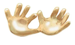 Precious Hands, Gold Electroplate, Development Card Jewelry, Lapel Pin - Imagen 1 de 3