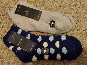Nicole Miller 2 pairs - Cozy socks - Super soft, Size 4-10 - Picture 1 of 4